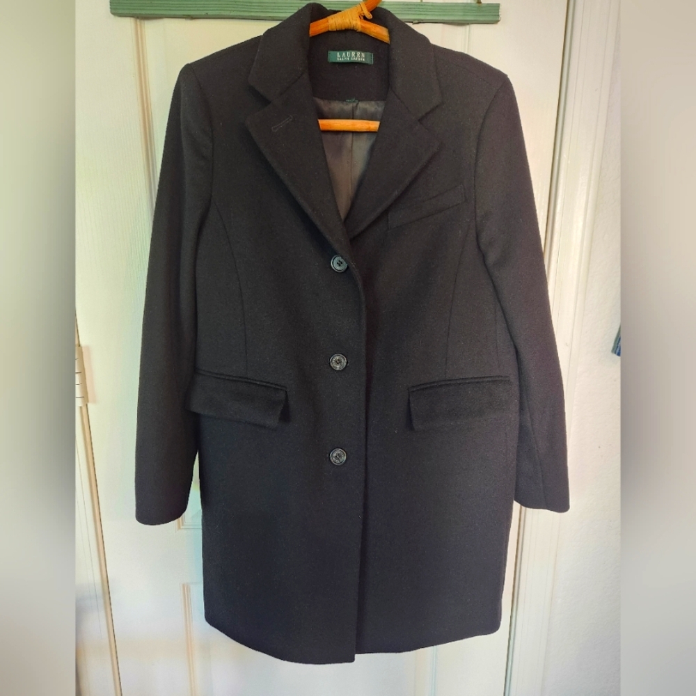 Ralph Lauren Womens faux Wool Coat size 10petite